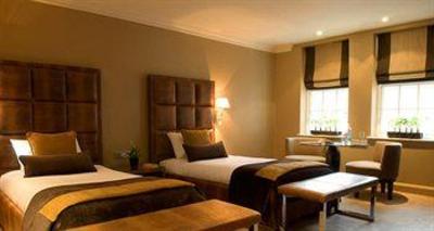 фото отеля The May Fair Hotel