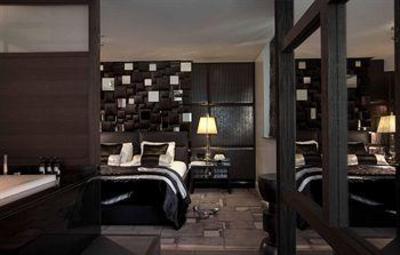 фото отеля The May Fair Hotel