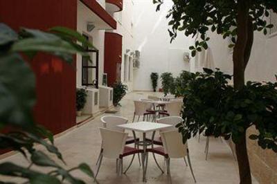 фото отеля Milords Suites Benidorm