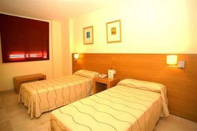 фото отеля Milords Suites Benidorm