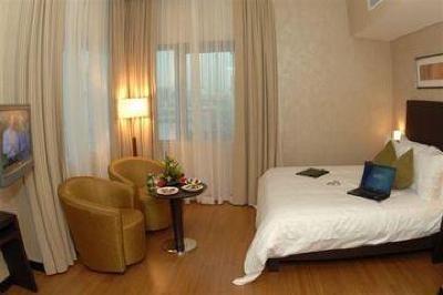 фото отеля Tulip Creek Hotel Apartments