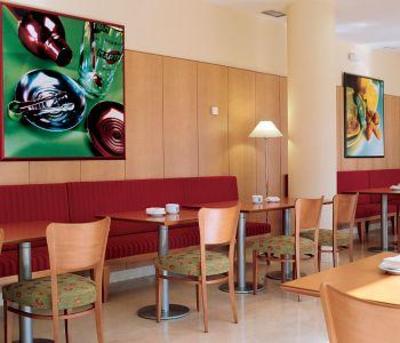 фото отеля Hotel Ibis Madrid Alcala la Garena