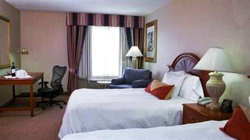 фото отеля Hilton Garden Inn Toronto/Oakville