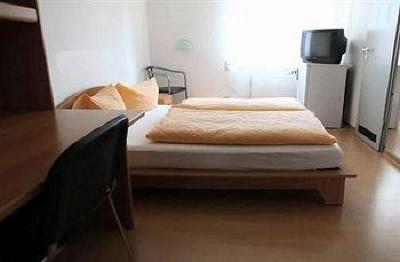 фото отеля Advance Hotel zum Hahn