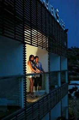 фото отеля Classical Vouliagmeni Suites