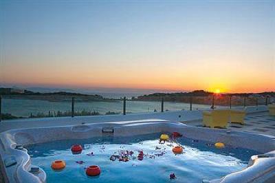 фото отеля Classical Vouliagmeni Suites