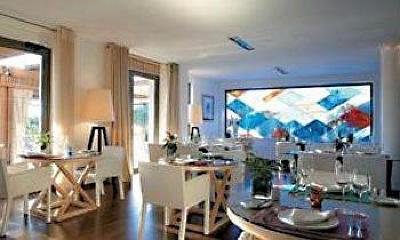 фото отеля Classical Vouliagmeni Suites