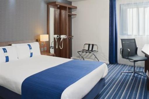 фото отеля Holiday Inn Express Belfast