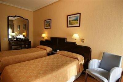 фото отеля Husa Alcantara Hotel Caceres