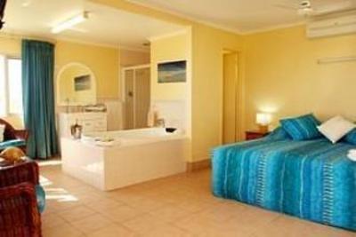 фото отеля Ningaloo Reef Resort Coral Bay