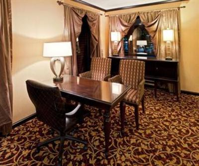 фото отеля Holiday Inn Express Reston Herndon-Dulles Airport