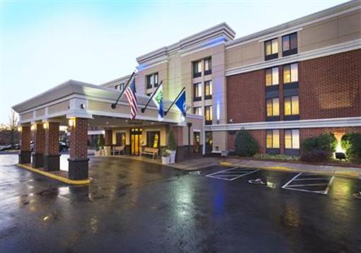 фото отеля Holiday Inn Express Reston Herndon-Dulles Airport