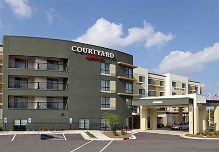 фото отеля Courtyard Raleigh North/Triangle Town Center