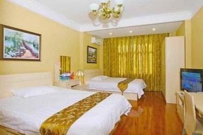 фото отеля Yizheng Holiday Hotel