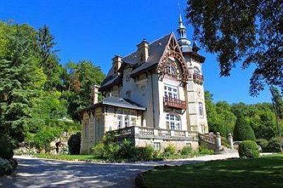 фото отеля Chateau Les Roches Mont-Saint-Jean