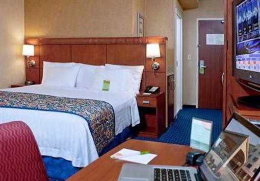 фото отеля Courtyard Hotel Airport South Portland