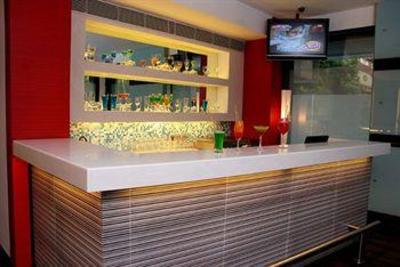 фото отеля Southern Plaza Hotel