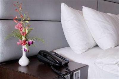 фото отеля Southern Plaza Hotel