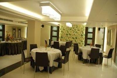 фото отеля Southern Plaza Hotel