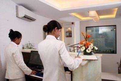 фото отеля Southern Plaza Hotel