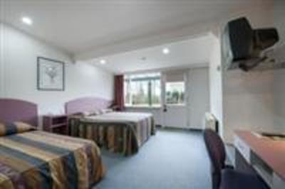 фото отеля Heartland Hotel Croydon