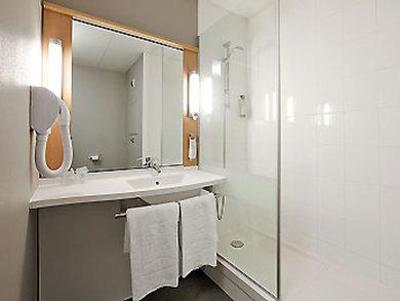 фото отеля Ibis Paris Pantin Eglise