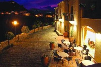 фото отеля Borgo San Rocco Resort