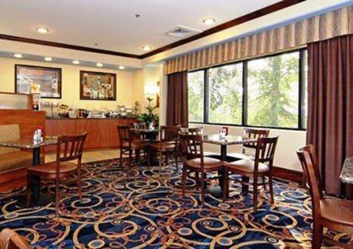 фото отеля Comfort Suites Atlanta / Kennesaw