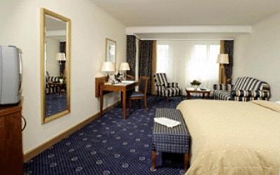 фото отеля Ramada Plaza City Centre Hotel & Suites