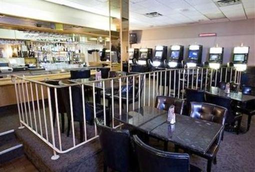 фото отеля Heritage Inn Hotel & Convention Center (Taber)