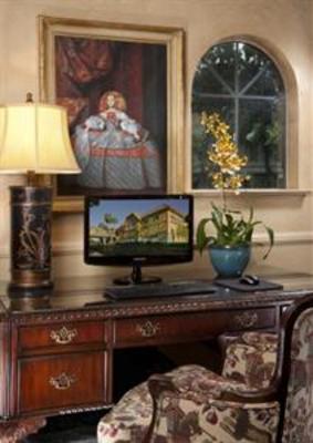 фото отеля Ayres Boutique Suites Ontario Airport