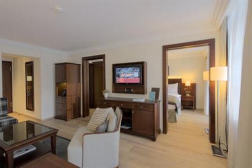 фото отеля Hotel Mont Cervin Palace