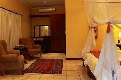 фото отеля Abangane Guest Lodge