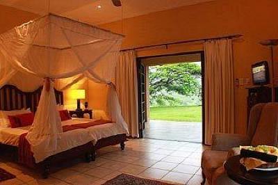 фото отеля Abangane Guest Lodge