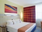фото отеля Holiday Inn Express Langhe Cherasco