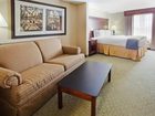 фото отеля Holiday Inn Express Savannah Airport