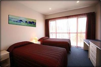 фото отеля Bluewater Hotel