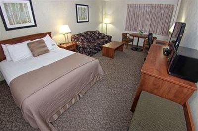 фото отеля Royal Oak Inn & Suites Brandon City