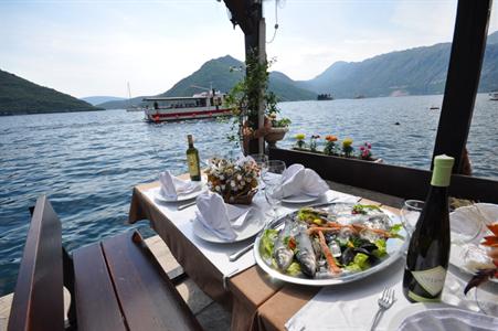 фото отеля Hotel Admiral-Perast