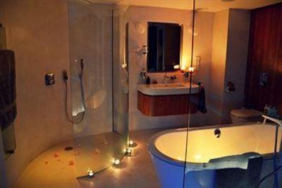 фото отеля One Room Hotel