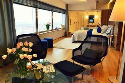 фото отеля One Room Hotel
