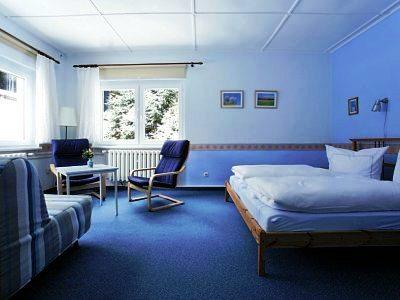 фото отеля Pension Am Waldesrand