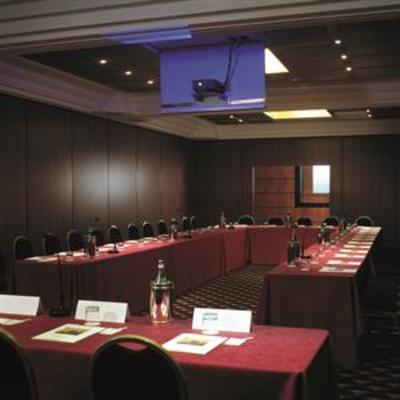 фото отеля Ramada Naples City Centre