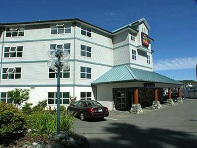 фото отеля Quarterdeck Inn & Marina Resort