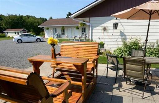 фото отеля Motel Métis Camping