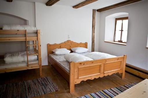 фото отеля Romedihof Backpacker Hostel
