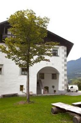 фото отеля Romedihof Backpacker Hostel