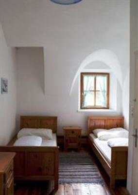 фото отеля Romedihof Backpacker Hostel