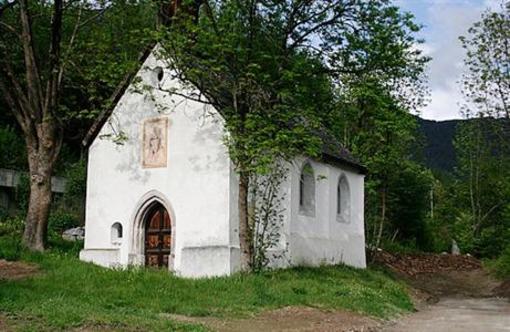 фото отеля Romedihof Backpacker Hostel