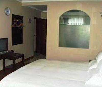 фото отеля GreenTree Inn Beiyuan Lishan Hotel Jinan